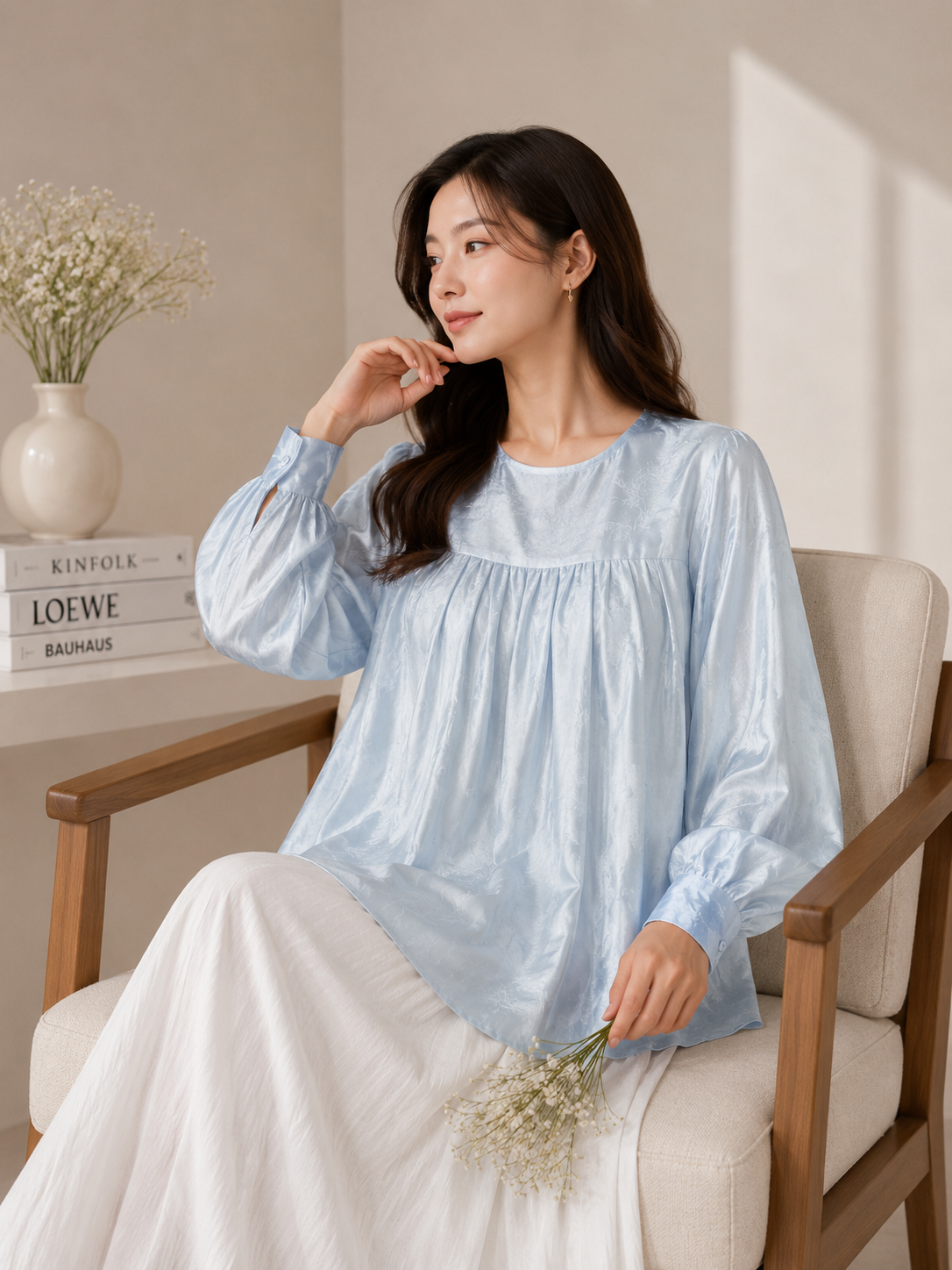 HANEUL SATIN BLOOM TOP