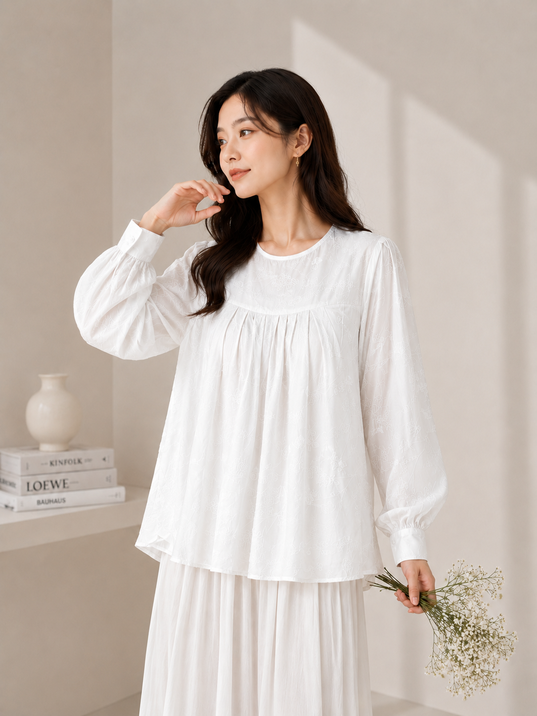 HANEUL SATIN BLOOM TOP